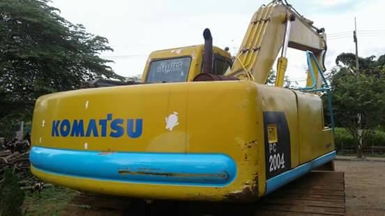ขายรถแบคโฮ KOMATSU PC200-6 เอกสารเล่ม ราคา 680000