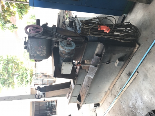 ขายเครื่องกลึง6ฟุต1เพลายกสูงยกออกเองครับราคากันเอง