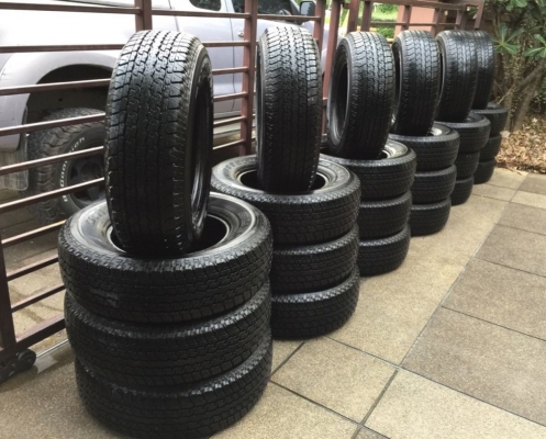 ยาง Bridgestone 245 70 16 ปี17 มี6ชุด ดอกเต็ม สวยคม ไม่มีปะ ใช้ยาว ราคาไม่แพง