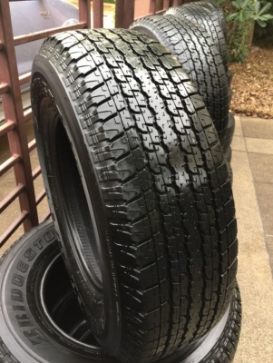 ยาง Bridgestone 245 70 16 ปี17 มี6ชุด ดอกเต็ม สวยคม ไม่มีปะ ใช้ยาว ราคาไม่แพง