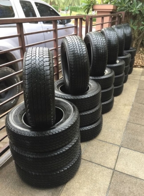 ยาง Bridgestone 245 70 16 ปี17 มี6ชุด ดอกเต็ม สวยคม ไม่มีปะ ใช้ยาว ราคาไม่แพง