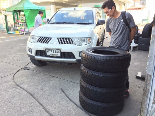 ยาง Bridgestone 245 70 16 ปี17 มี6ชุด ดอกเต็ม สวยคม ไม่มีปะ ใช้ยาว ราคาไม่แพง