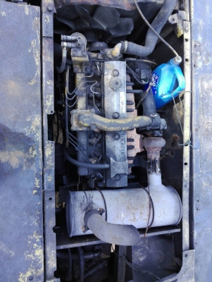 KOMATSU 200-5เครื่องดีเอวแน่นพร้อมใช้ KOMATSU 200-5เครื่องดีเอวแน่นพร้อมใช้