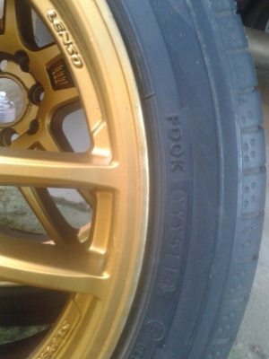 แม็กlenso+ยางปี14 ขอบ17 4รู100 114พอใช้ แม็กlenso+ยางปี14 ขอบ17 4รู100 114พอใช้