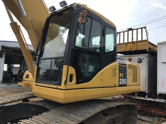 ขายแบคโฮ PC200 รุ่น7 สภาพดี สด-ผ่อนได้ สนใจติดต่อ 081-9426747 ขายแบคโฮ PC200 รุ่น7 สภาพดี สด-ผ่อนได้ สนใจติดต่อ 081-9426747