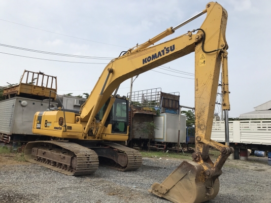 ขายแบคโฮ PC200 รุ่น7 สภาพดี สด-ผ่อนได้ สนใจติดต่อ 081-9426747