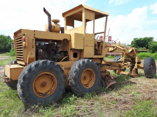 ขาย 295,000 GALION L 500 เครื่อง 6BD1T เทอร์โบ ดีแรง เกียร์ดี ปั้มแรง ยางดี ใบมีดสวย รถพร้อมใช้ เอกสารหนังสือสัญญาซื้อขาย รถอยู่ กำแพงเพชร 090-772-3710 090-772-3708