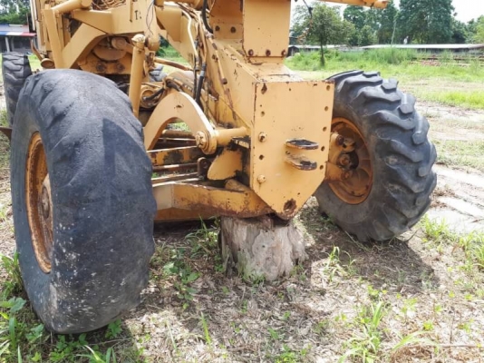 ขาย 295,000 GALION L 500 เครื่อง 6BD1T เทอร์โบ ดีแรง เกียร์ดี ปั้มแรง ยางดี ใบมีดสวย รถพร้อมใช้ เอกสารหนังสือสัญญาซื้อขาย รถอยู่ กำแพงเพชร 090-772-3710 090-772-3708