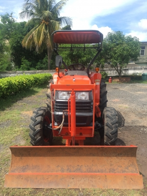 ขายด่วนรถแทรคเตอร์ คูโบต้า รุ่นL3408DI
