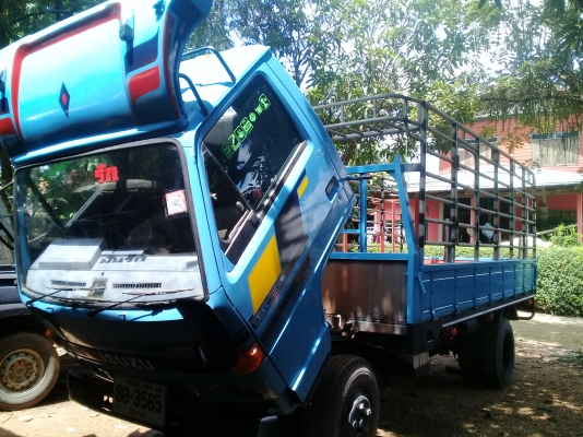 รถบรรทุกหกล้อ ISUZU NKR 110 รถห้างแท้ เกียร์สั้น ยกหัวได้