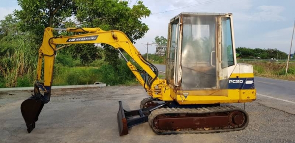 ขายด่วนรถแบคโฮKOMATSUโคมัสซูรุ่นยอดนิยมสวยๆมีหัวเก๋งPC20-6เครื่องโคมัสซู3D84เครื่องดีปั่มแรงรถนอกเพิ่งนำเข้ามาใหม่ยังไม่เคยใช้งานในเมืองไทยเลย