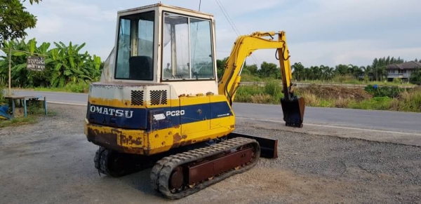ขายด่วนรถแบคโฮKOMATSUโคมัสซูรุ่นยอดนิยมสวยๆมีหัวเก๋งPC20-6เครื่องโคมัสซู3D84เครื่องดีปั่มแรงรถนอกเพิ่งนำเข้ามาใหม่ยังไม่เคยใช้งานในเมืองไทยเลย
