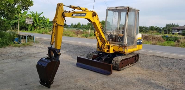 ขายด่วนรถแบคโฮKOMATSUโคมัสซูรุ่นยอดนิยมสวยๆมีหัวเก๋งPC20-6เครื่องโคมัสซู3D84เครื่องดีปั่มแรงรถนอกเพิ่งนำเข้ามาใหม่ยังไม่เคยใช้งานในเมืองไทยเลย