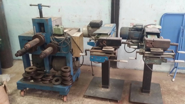 ขายเครื่องมือทำแสตนเลส3รายการตามรูปครับ