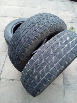 235/75R15 YOKOHAMA GEOLENDER A/T-S มี 2 เส้น โทร.ไอดีไลน์ 0814273941