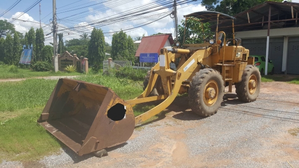 ขาย รถตัก KOMATSU JH30 รถพร้อมใช้งาน เครื่องดี เกียร์ดี ปั้มแรง ต่อแขนขยายบุ้งกี๋เรียบร้อย ราคาต่อรองได้ครับ