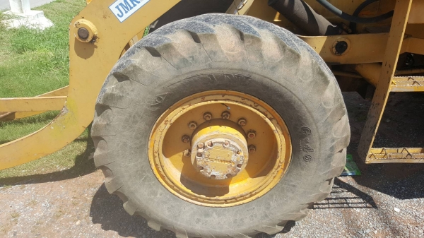 ขาย รถตัก KOMATSU JH30 รถพร้อมใช้งาน เครื่องดี เกียร์ดี ปั้มแรง ต่อแขนขยายบุ้งกี๋เรียบร้อย ราคาต่อรองได้ครับ ขาย รถตัก KOMATSU JH30 รถพร้อมใช้งาน เครื่องดี เกียร์ดี ปั้มแรง ต่อแขนขยายบุ้งกี๋เรียบร้อย ราคาต่อรองได้ครับ