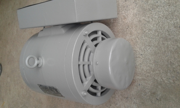 ขายมอเตอร์ 5 เเรง 220 v.