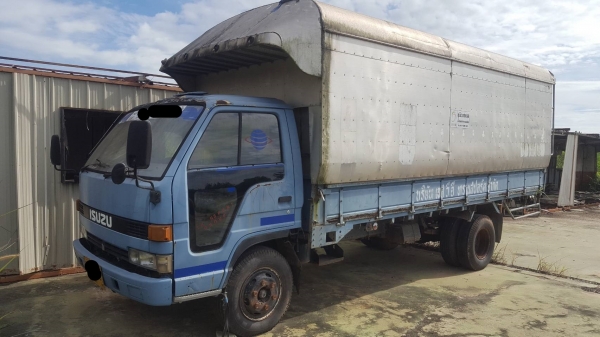 ขาย6ล้อรั้ว115แรงใสเครื่อง110