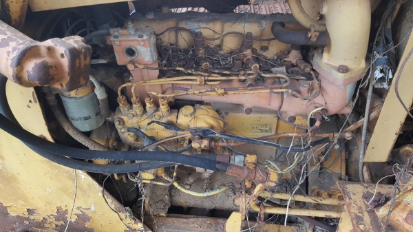 ขาย แทรคเตอร์ KOMATSU D20P-3 แพคคู่ 2 คัน ขายเป็นอะไหล่ครับ ขาย แทรคเตอร์ KOMATSU D20P-3 แพคคู่ 2 คัน ขายเป็นอะไหล่ครับ