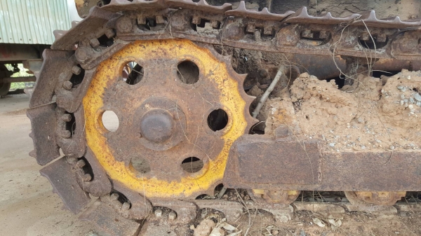 ขาย แทรคเตอร์ KOMATSU D20P-3 แพคคู่ 2 คัน ขายเป็นอะไหล่ครับ ขาย แทรคเตอร์ KOMATSU D20P-3 แพคคู่ 2 คัน ขายเป็นอะไหล่ครับ