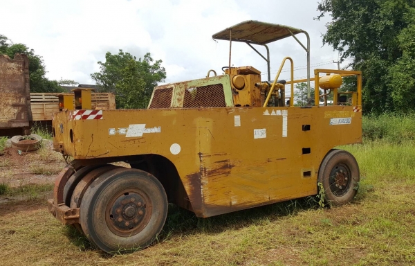 ขาย รถบด ล้อยาง 9 ล้อ KAWASAKI KR200 เอกสารเล่มทะเบียนครบ รถพร้อมใช้งาน ราคาต่อรองได้ ขาย รถบด ล้อยาง 9 ล้อ KAWASAKI KR200 เอกสารเล่มทะเบียนครบ รถพร้อมใช้งาน ราคาต่อรองได้