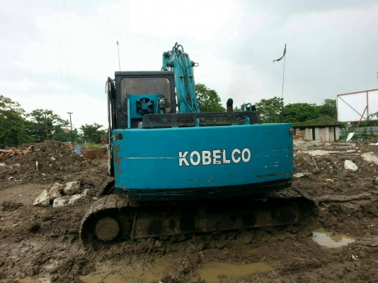 ขาย รถขุด ยี่ห้อkobelco 120-2  เอกสารใบซื้อขาย รถใช้งานได้ ราคา580000บ.