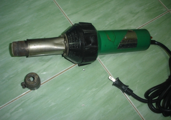 ขายเครื่องเชื่อมพลาสติกมือสอง Leister สวิตเซอร์แลนด์ มืออาชีพต้องใช้