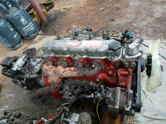 ขายด่วนเครื่องWO4D120แรงพร้อมเกียร์FCเครื่องติดนิ่มดีไม่มีไอพร้อมใช้มีเอกสารใบคุมมีให้เลือก2ตัว