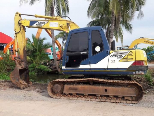 ขายKOBELCO SK120-1  มาร์คทรี  เก่าใน  สภาพสวย  เครื่อวปั๊มดี  เดิมๆๆ  พร้อมใช้  เอกสารครบ  โทร  089-3818694  ดวงนภา