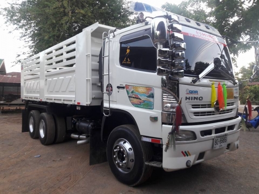 Hino 380 แรง ปี 56 แม่เดี่ยวกระบะดัมพ์สามมิตร มีระบบลากพ่วง มี2คัน