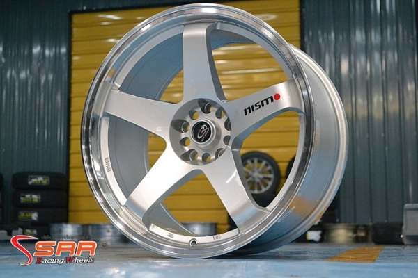 ล้อแม็กซ์ NISMO ROTA ขอบ19 สีRLPS ราคาชุดละ 12,000 บาท