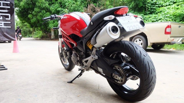 ขายด่วนค่ะ Ducati 795 ปี13 สภาพยังเอ๊าะๆ