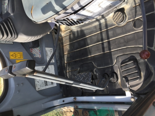 ขาย รถขุด komatsu pc35mr-1 มีเก๋ง นำเข้าญี่ปุ่นโทร0861602189