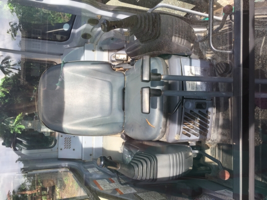 ขาย รถขุด komatsu pc35mr-1 มีเก๋ง นำเข้าญี่ปุ่นโทร0861602189