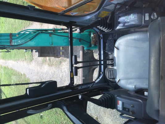 ขาย รถขุด komatsu pc35mr-1 มีเก๋ง นำเข้าญี่ปุ่นโทร0861602189