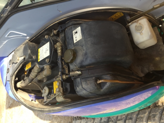 ขาย รถขุด komatsu pc35mr-1 มีเก๋ง นำเข้าญี่ปุ่นโทร0861602189