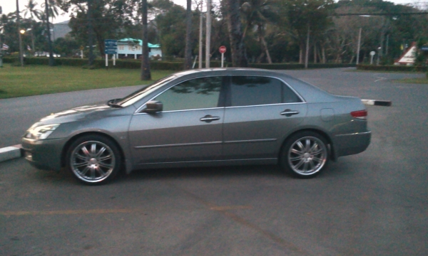 ล้อแม็ก 19 ขอบเลส มี4วง คด 1 วง ล้อแม็ก 19 ขอบเลส มี4วง คด 1 วง