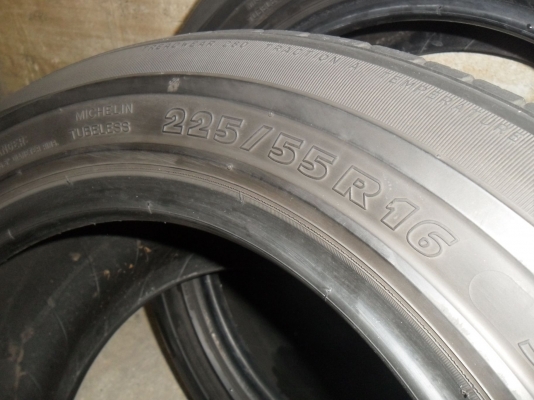 ยาง MICHELIN 225/55R16 ปี08 สวยๆ 4 เส้น
