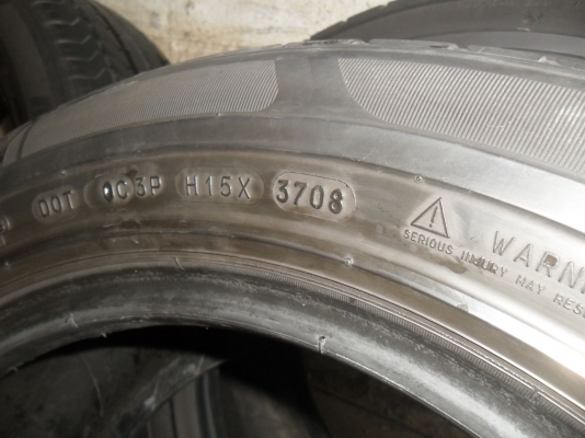 ยาง MICHELIN 225/55R16 ปี08 สวยๆ 4 เส้น