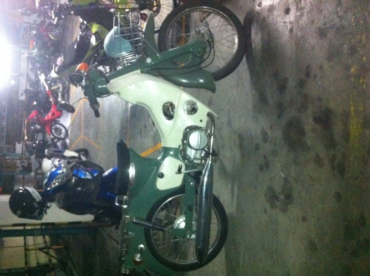 ด่วน ต้องการซื้อเครื่องWave100ชุดไฟครบ จะเอามาวางC50 ด่วนๆ