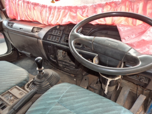 ขายรถ6ล้อดั้มอีซูซุเดก้า195แรงม้า สภาพสวยๆพร้อมใช้งานคับ