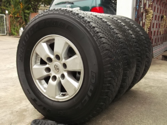 ล้อ15VIGO PRERUNNE 6รู+ยาง Bridgestone 255/70/15 ปี10