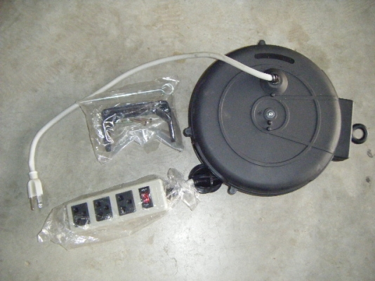 ปลั๊กไฟเก็บสายอัตโนมัติ ปลั๊กไฟเก็บสายอัตโนมัติ