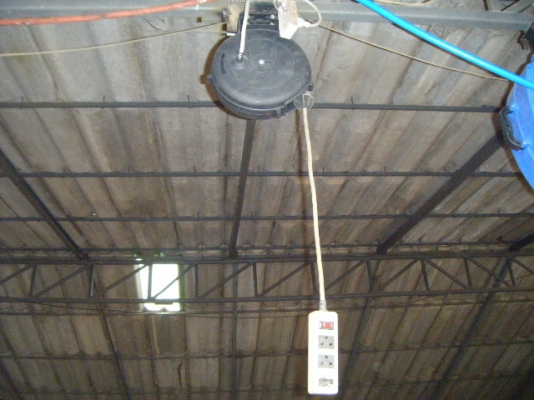 ปลั๊กไฟเก็บสายอัตโนมัติ