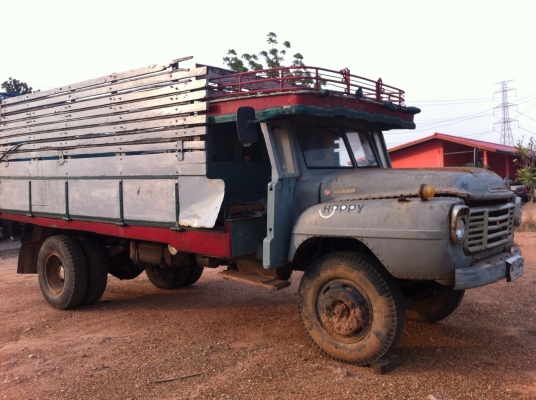 ขายหกล้อหน้ายาว Isuzu มี slow เสื้อเพลา ISUZU 200