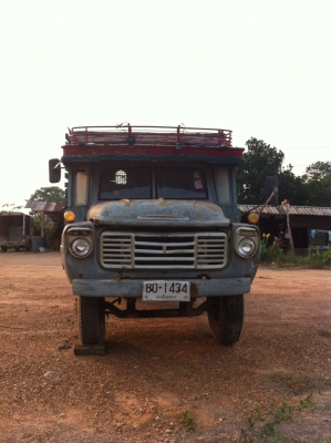 ขายหกล้อหน้ายาว Isuzu มี slow เสื้อเพลา ISUZU 200