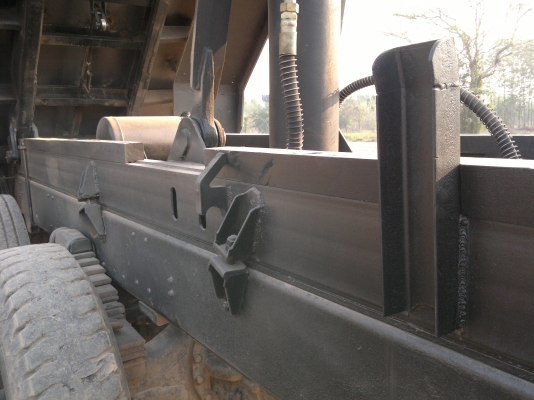 ขายกะบะดั้มสภาพเก่า มือสอง