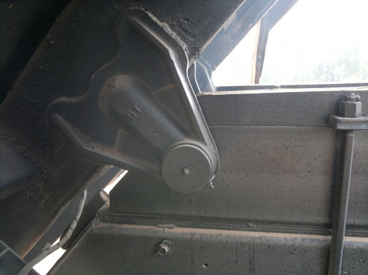 ขายกะบะดั้มสภาพเก่า มือสอง