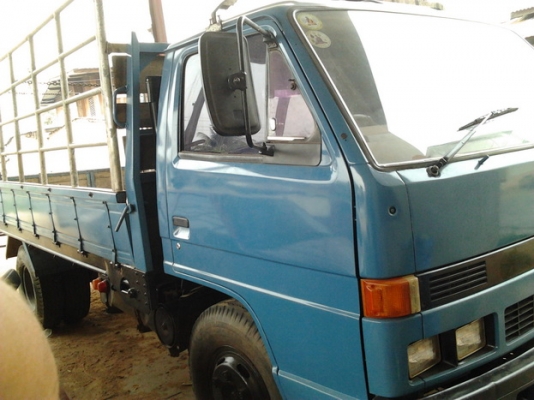 ***ขายแล้วครับขอบคุณ Truck2hand ขาย 6ล้อ"เสี่ยสั่งลุย"  ISUZU NPR59LU5FM 115 ห้างแท้ ปี38สภาพเดิมๆ เครื่องเดิม4BD1 แห้งๆ ไม่หลวมไม่ไอ ช่วงล่างเดิมๆ คัสซีสวยมาก เดิมโรงงาน กระบะพื้นไม้ ไม่ผุ คอกเหล็กสวยแข็งแรง ฝาทึบสวยไม่ผุไม่หัก ยางสวย5เส้นดี1เส